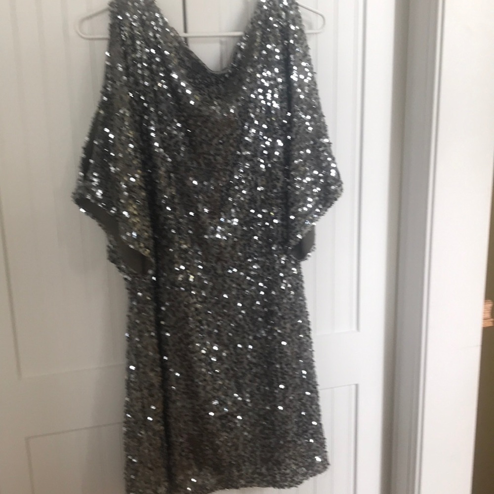 Gorgeous sequin shoulderless dress